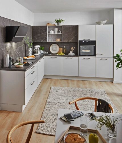 Eine gut geplante Küche muss ästhetisch zum persönlichen Einrichtungsstil und funktional zur eigenen Lebenssituation passen.
Foto: djd/XXXLutz